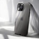 Coque Spigen Ultra Hybrid pour iPhone 16 Pro - Frost Clear – Image 6