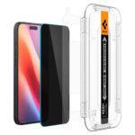 Lot de 2 protections d'écran Spigen Glas.tR EZ-FIT pour iPhone 15 / iPhone 16 - Privacy – Image 2