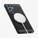 Coque Spigen Rugged Armor MagSafe pour Samsung Galaxy S25 Ultra - Matte Black – Image 5