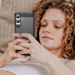 Coque Techsuit Carbon Silicone pour Samsung Galaxy S25 FE - Black – Image 4