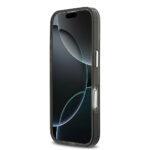 Coque Guess IML Gradient Triangle Logo MagSafe pour iPhone 17 - Black – Image 4