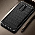Coque Techsuit Carbon Silicone pour OnePlus 8 Pro - Black – Image 4