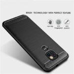 Coque Techsuit Carbon Silicone pour Motorola Moto E7 Plus / Moto G9 Play - Black – Image 5