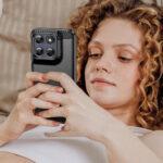 Coque Techsuit Carbon Silicone pour Motorola Moto G77 / G67 - Black – Image 6